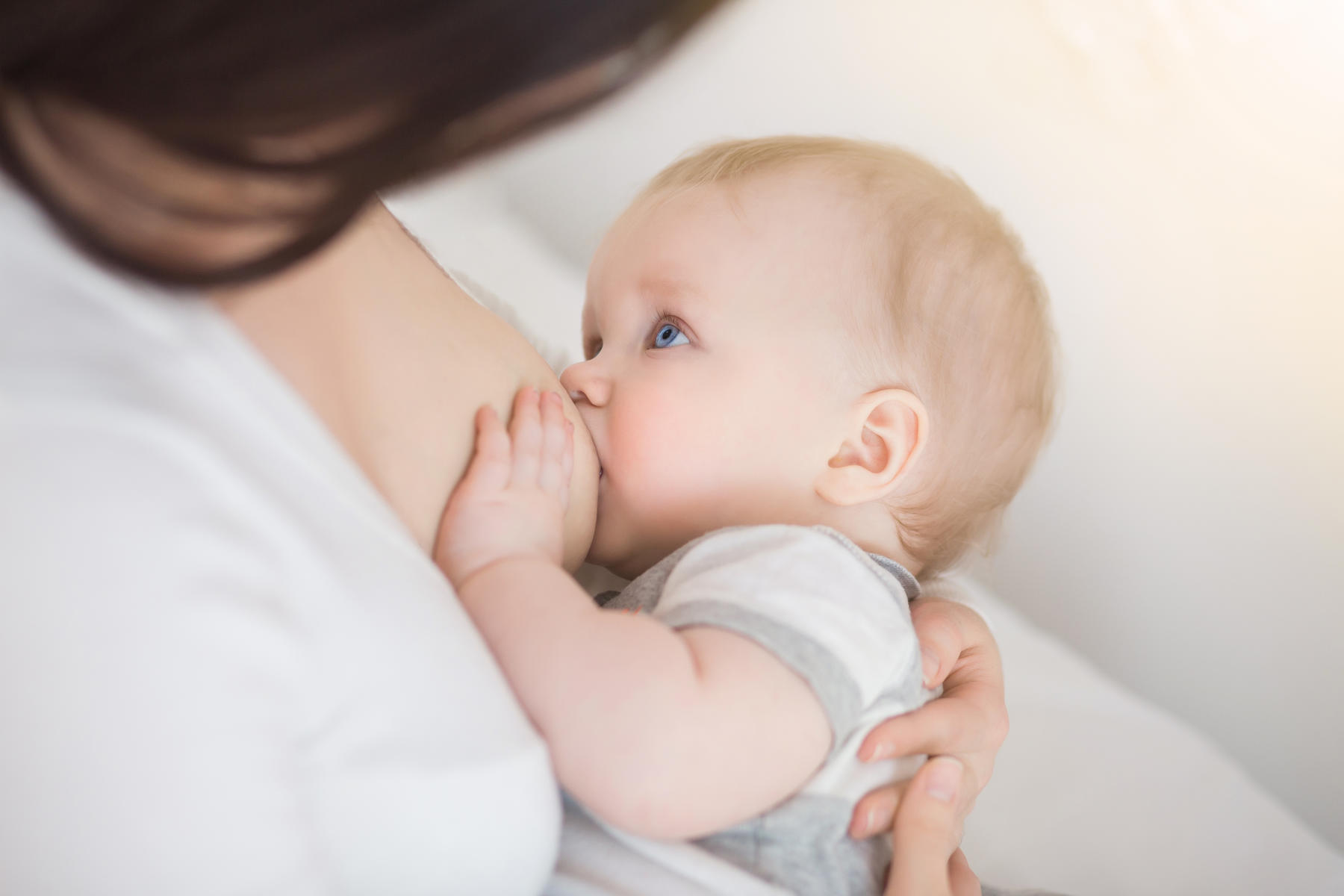 Tips to Establish Successful Breastfeeding