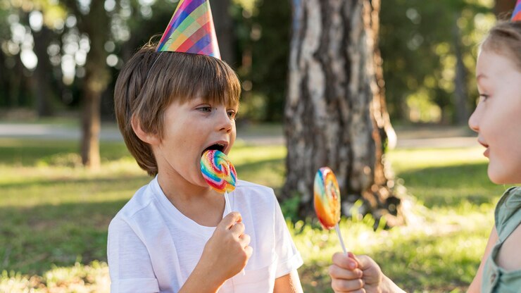Snacks and Celebrations: Should You Let Your Kids Indulge?