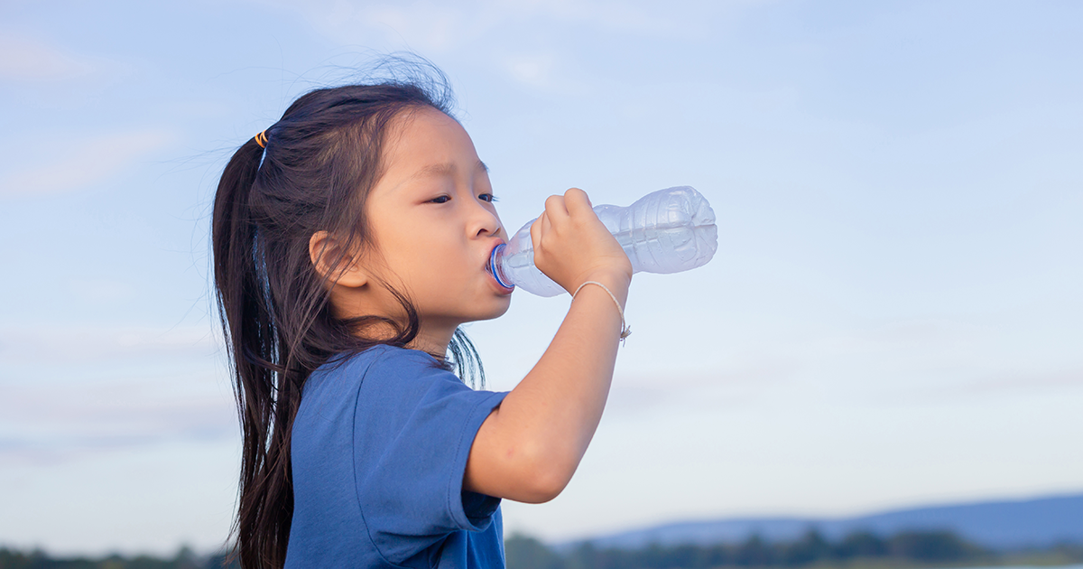 5 Signs Your Kid Doesn’t Drink Enough Water